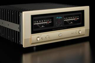 Accuphase A-47 eindversterker